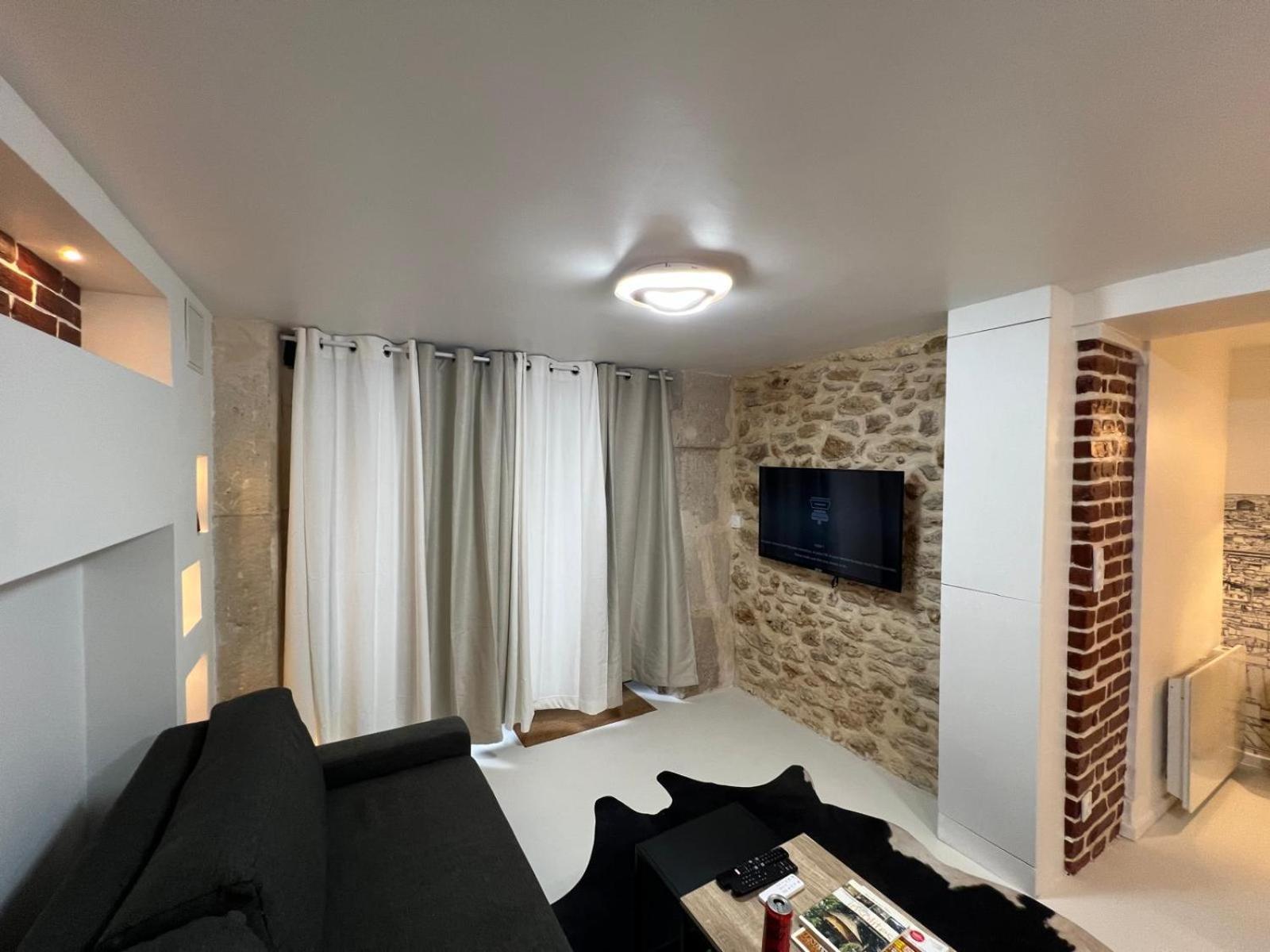 Appartement Design Quartier Montmartre-Sacre-Coeur! Paris Xviiie Bagian luar foto
